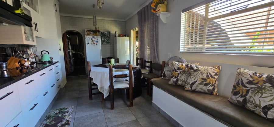 4 Bedroom Property for Sale in Randlespark North West